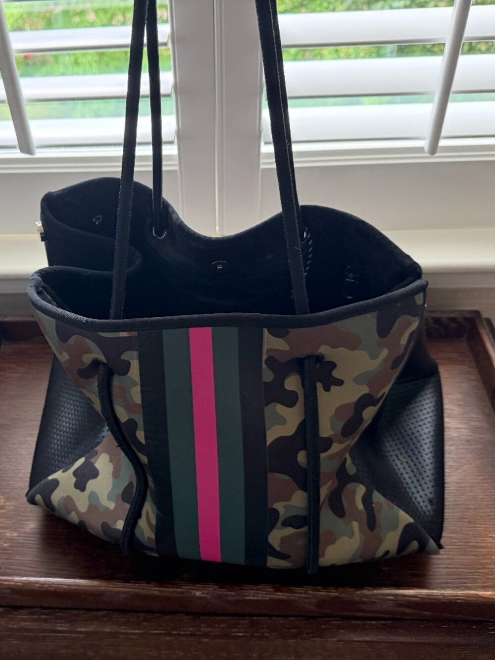 haute shore bag, camo